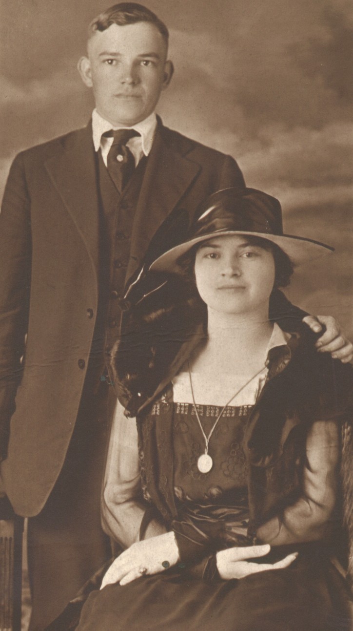 DanLeah.JPG (151526 bytes)